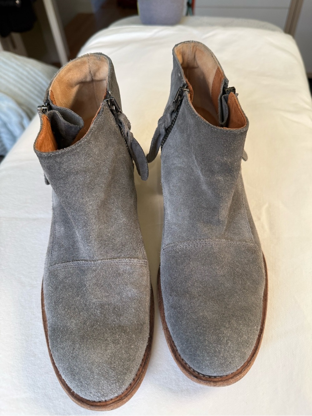 Alberto Fermani Gray Suede Chukka Boots